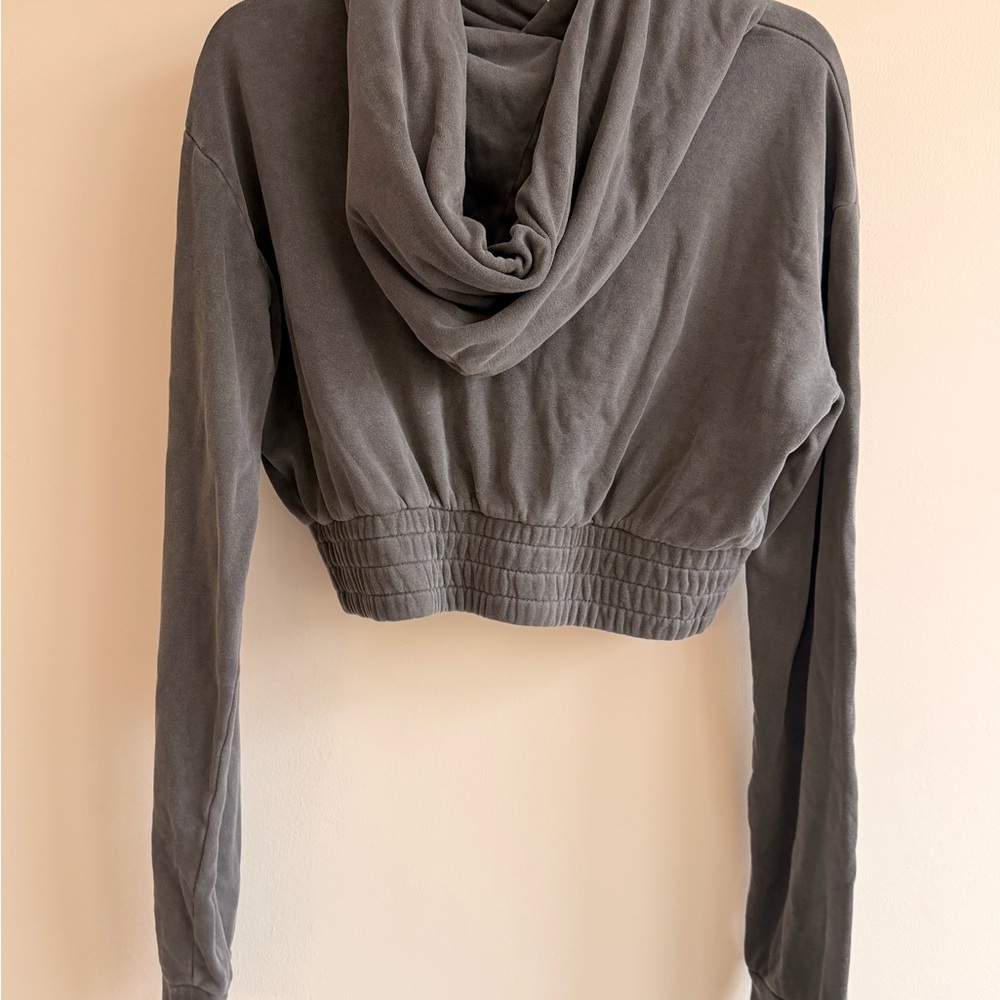 TALENTLESS Smocked Waistband Gray
Cropped Boxing Hoodie Sz L - Picture 5 of 6